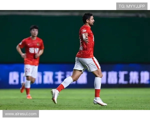 广州足球队的精神探源与发展之路解析