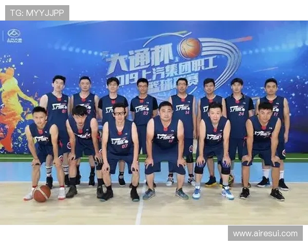 篮球盛宴：深入解析广州篮球队默契配合的秘密与技巧