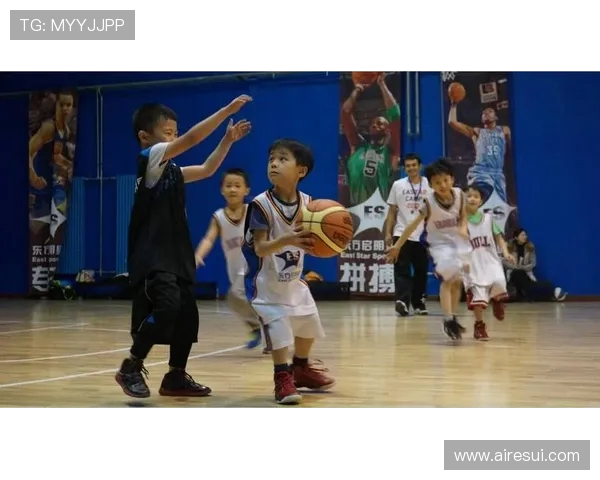 姜宇星的成长之路：从普通少年到璀璨明星的奋斗历程与心路历程